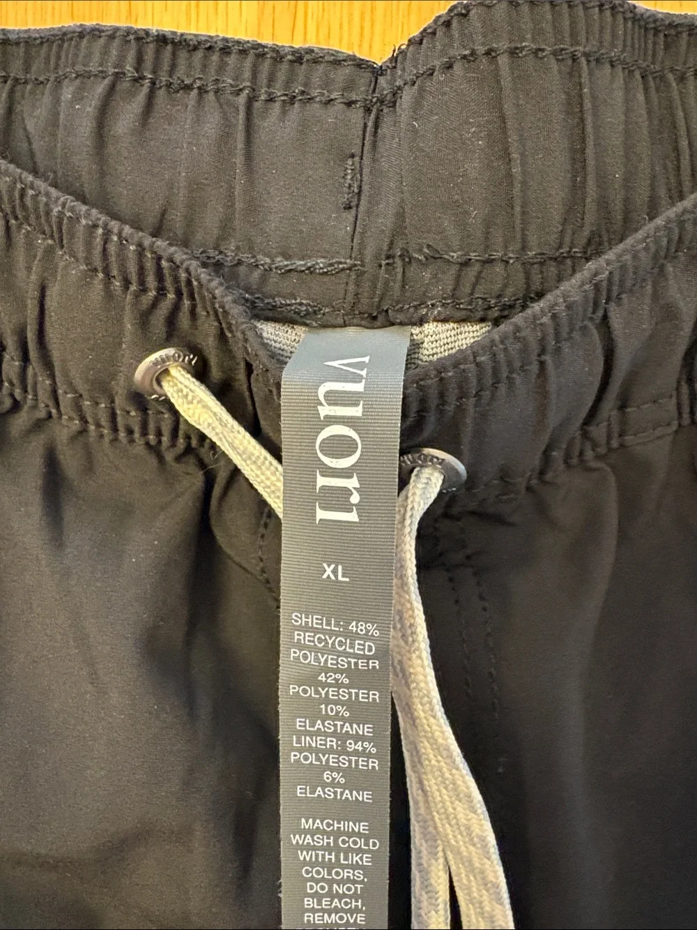 Vuori Men's Black Kore Short with Contrast Drawstring XL